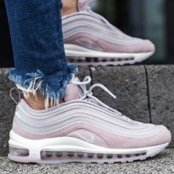 Lifestyle Grey Nike Air Max 97 Ultra '17 LX Womens Atmosphere GreyGunsmokeSummit White - Rowshanai Lifestyle Grey Nike Air Max 97 Ultra '17 LX Womens Atmosphere GreyGunsmokeSummit White - Rowshanai